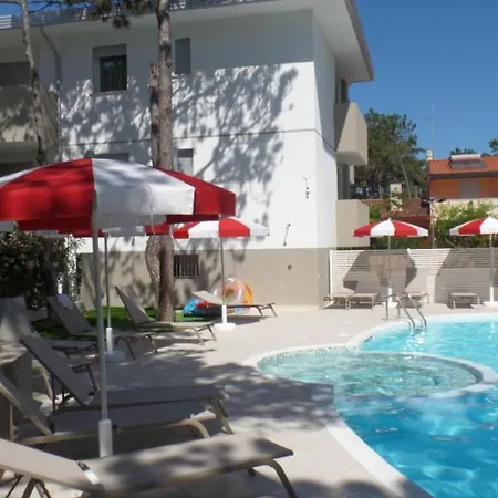 Apartamento New Flat In A With Pool And Jacuzzi