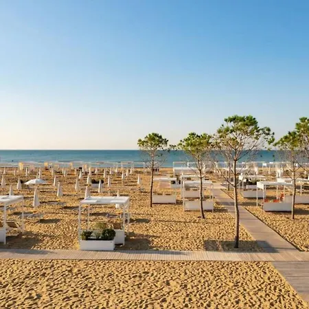 Διαμέρισμα New Flat In A With Pool And Jacuzzi *